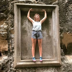 Meet your Posher, Emma